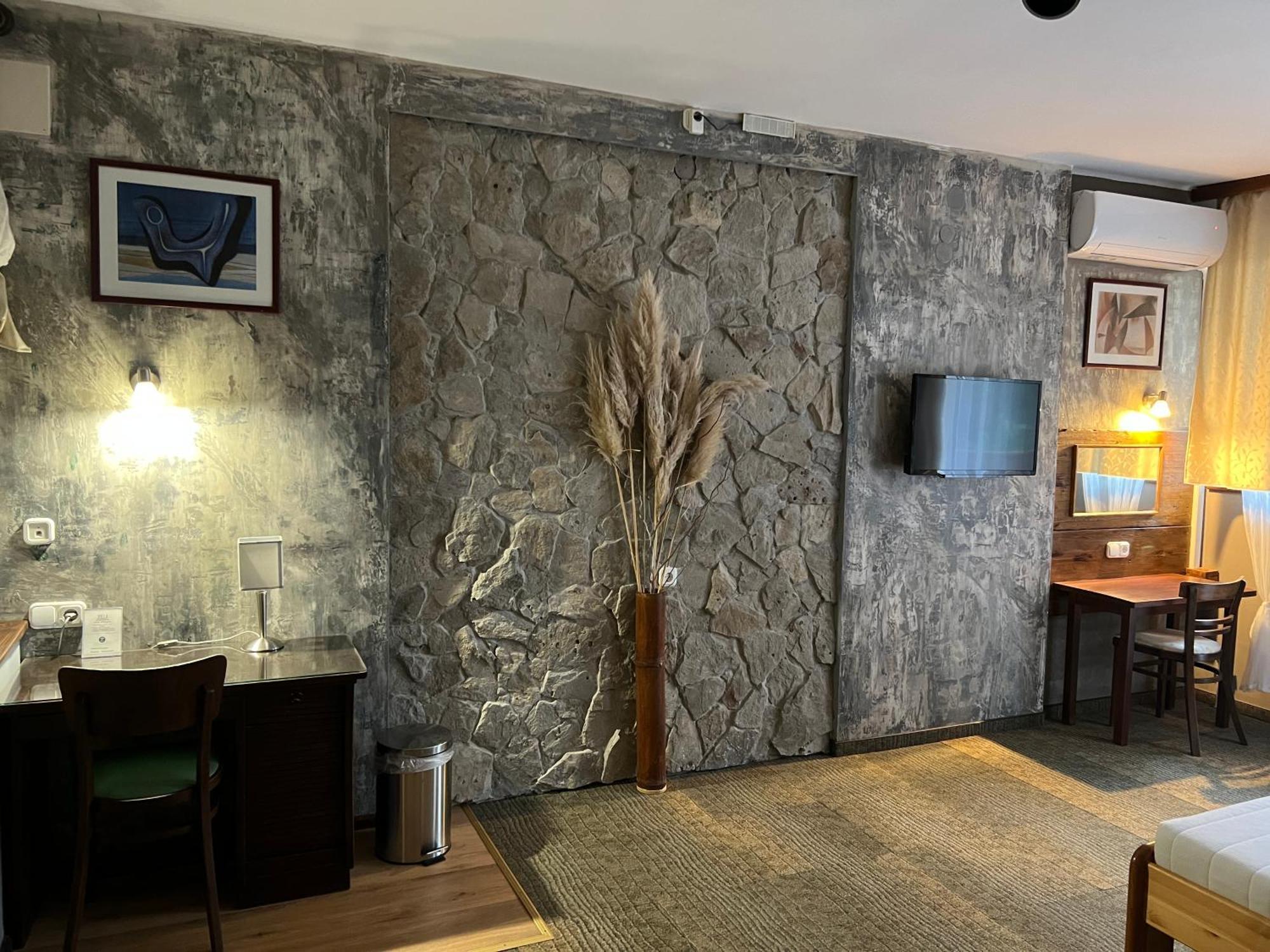 Villa Sagan Zamárdi Exteriör bild